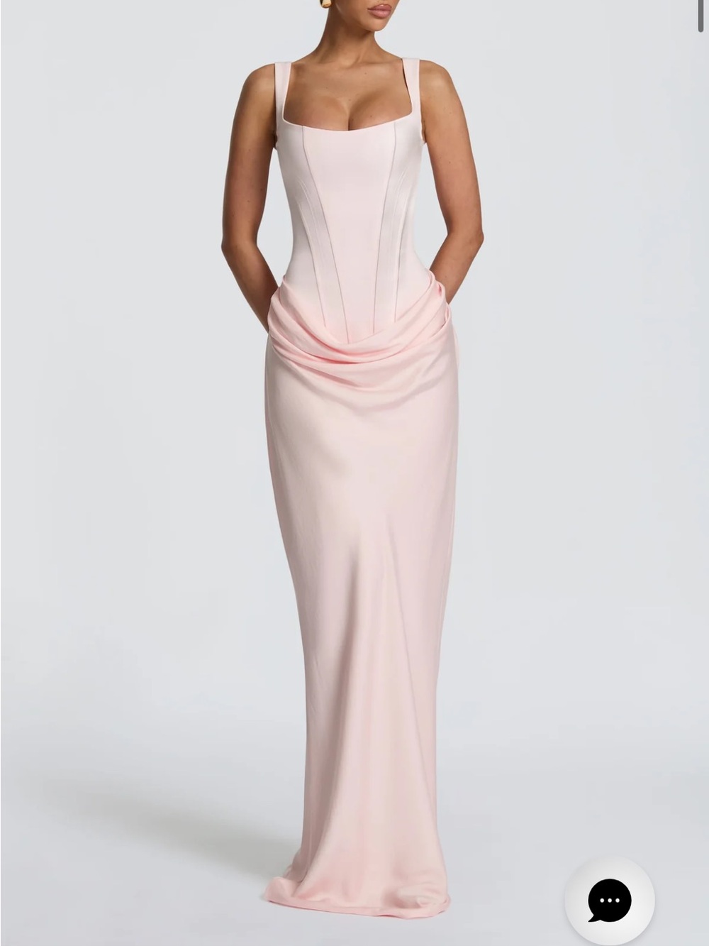 Elegant Square-Neck Drape Gown in Light Pink